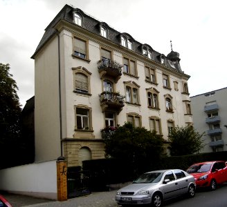 Frankfurt, Robert-Mayer-Straße 28
