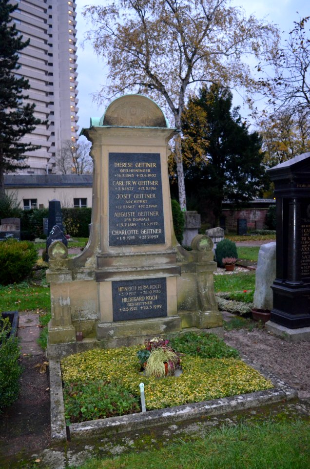 Frankfurt, Südfriedhof, A 363, Grab Geittner