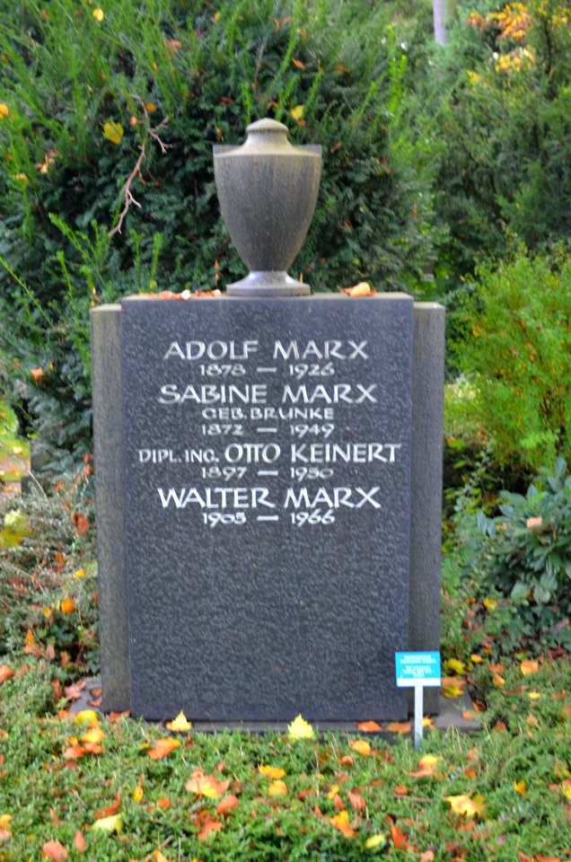 Frankfurt, Südfriedhof, A 1183, Grab Marx