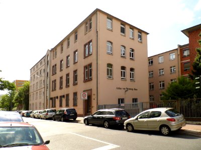 Frankfurt, Arthur von Weinberg-Haus