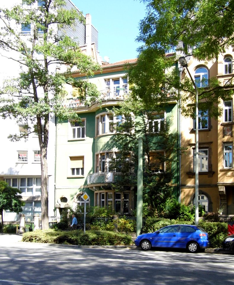Frankfurt, Sophienstraße 20