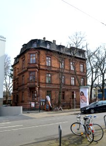 Frankfurt, Mittlerer Hasenpfad 5, Wohnhaus