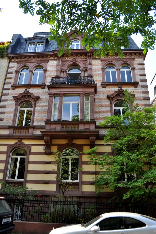 Frankfurt, Arndtstraße 31