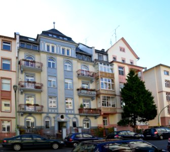 Frankfurt, Dahlmannstraße 10-8