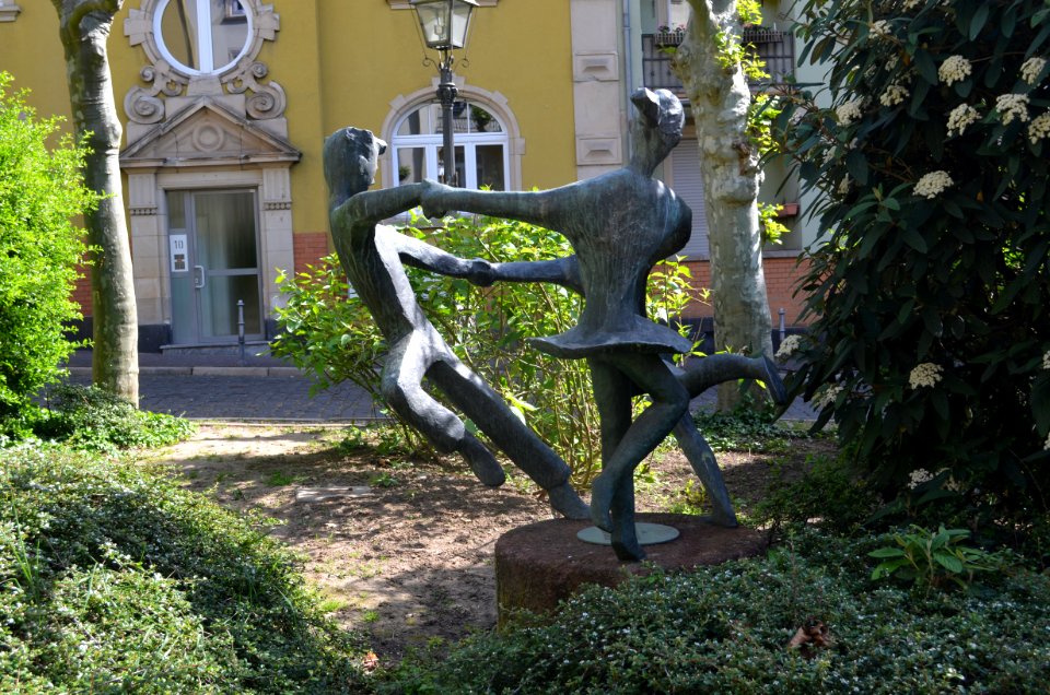 Frankfurt, Dorfelder Straße, Integration