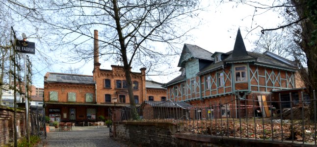 Frankfurt, Mittlerer Hasenpfad 5, Fabrik