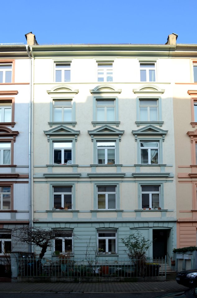 Frankfurt, Neuhofstraße 10