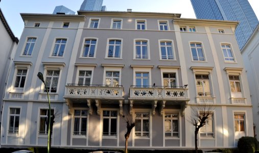 Frankfurt, Niedenau 58-60