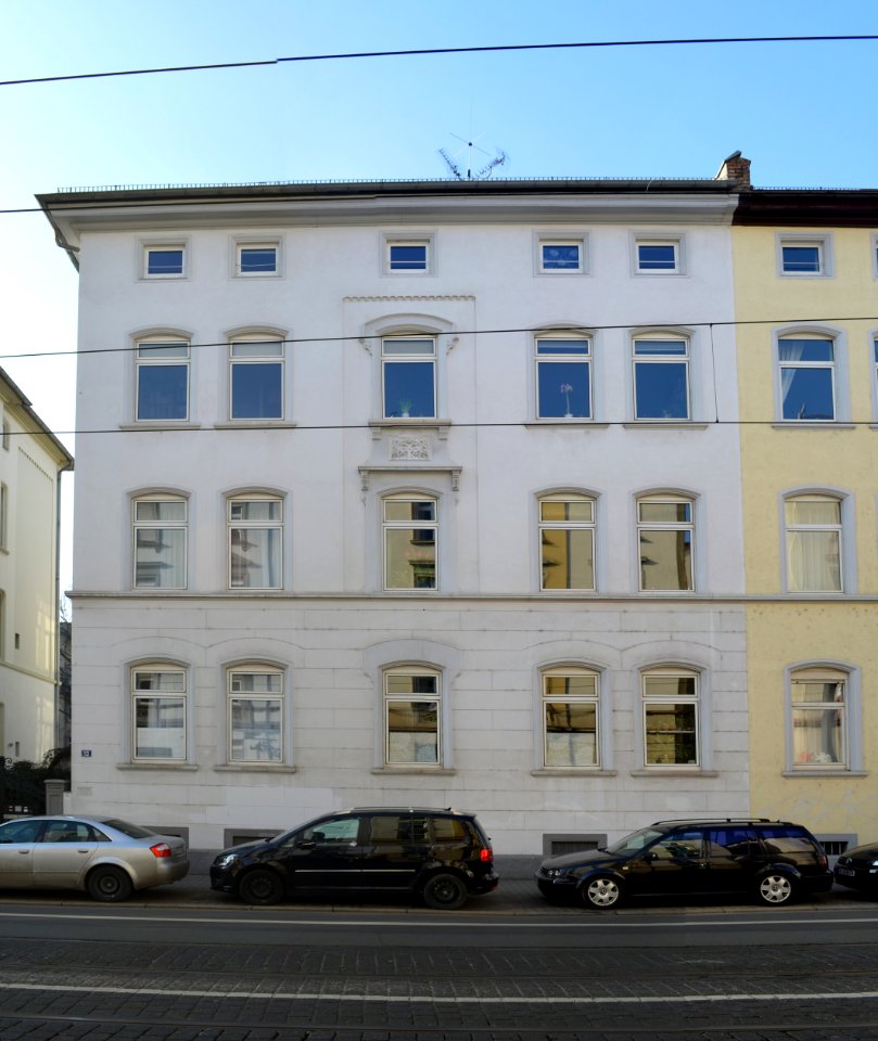 Frankfurt, Eckenheimer Landstraße 13