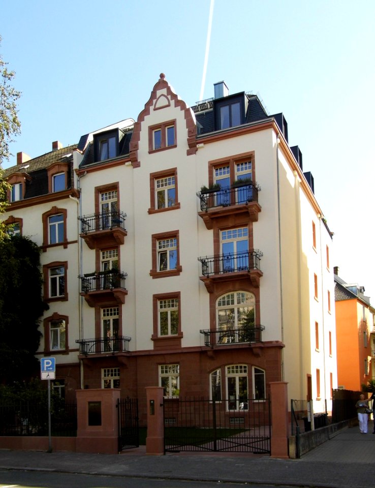 Frankfurt, Markgrafenstraße 18
