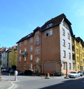 Frankfurt, Dorfelder Straße 2