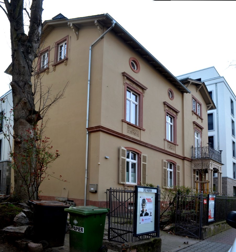 Frankfurt, Mörfelder Landstraße 85