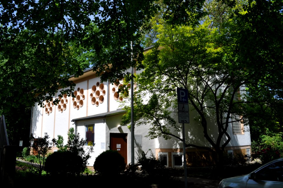 Frankfurt, Christ the King Kirche, Seite