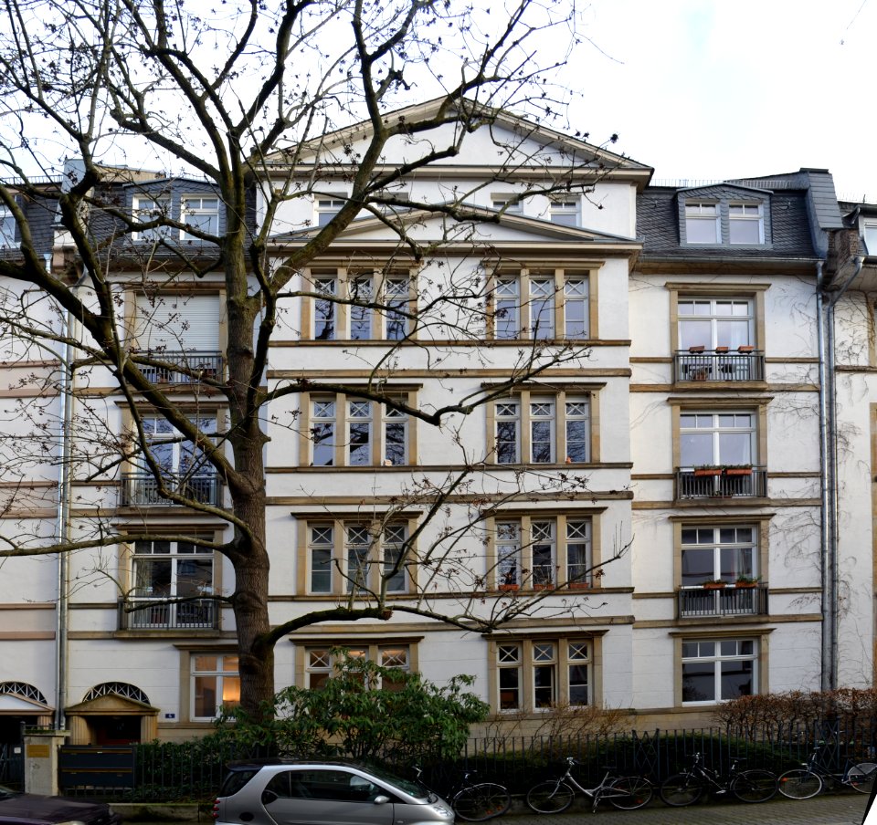 Frankfurt, Nesenstraße 4