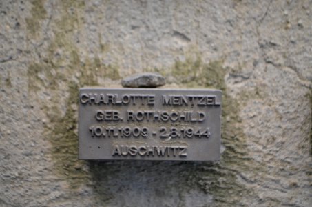 Frankfurt, Jewish cemetery Battonnstraße, memorial stone in sign frieze, Charlotte Mentzel