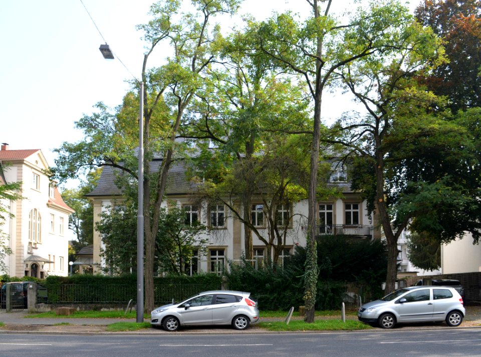 Frankfurt, Kennedyallee 101-101a