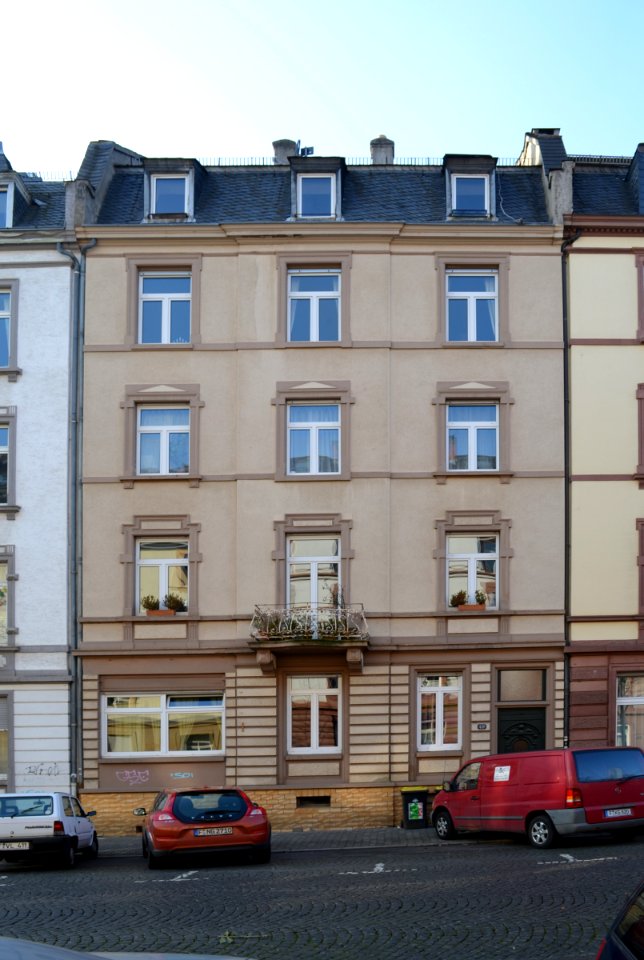 Frankfurt, Martin-Luther-Straße 49