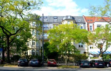 Frankfurt, Kennedyallee 36-38