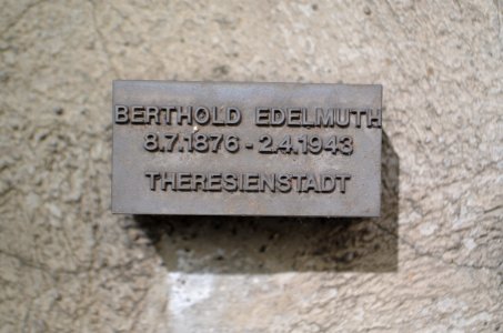 Frankfurt, Jewish cemetery Battonnstraße, memorial stone in sign frieze, Berthold Edelmuth