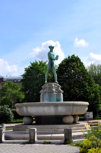 Frankfurt, Merkur-Brunnen
