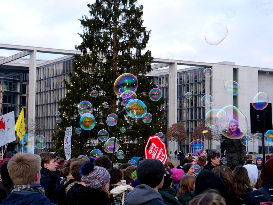 FridaysForFuture protest Berlin 13-12-2019 Platz der Republik 59