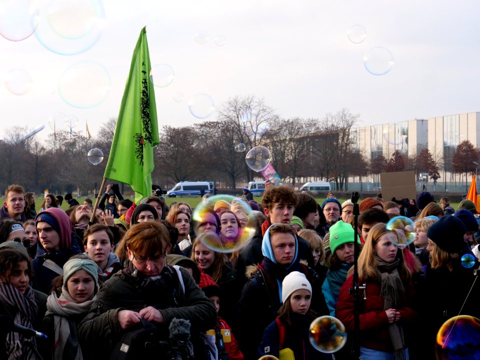 FridaysForFuture protest Berlin 13-12-2019 Platz der Republik 35