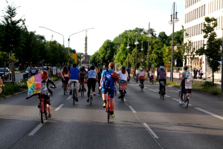 FridaysForFuture protest Berlin 2020-07-02 critical mass 85