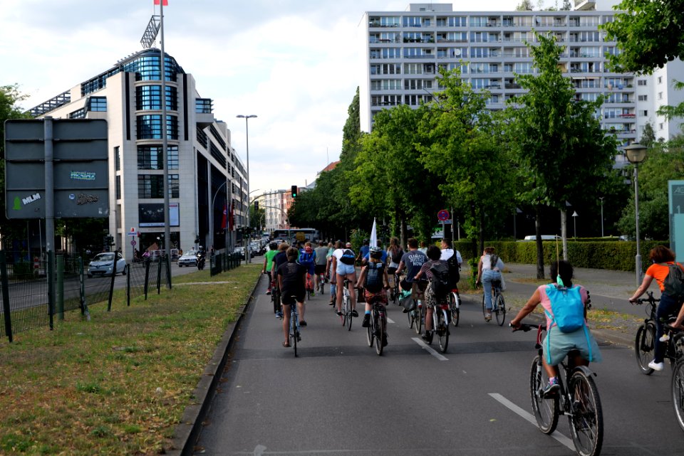 FridaysForFuture protest Berlin 2020-07-02 critical mass 45