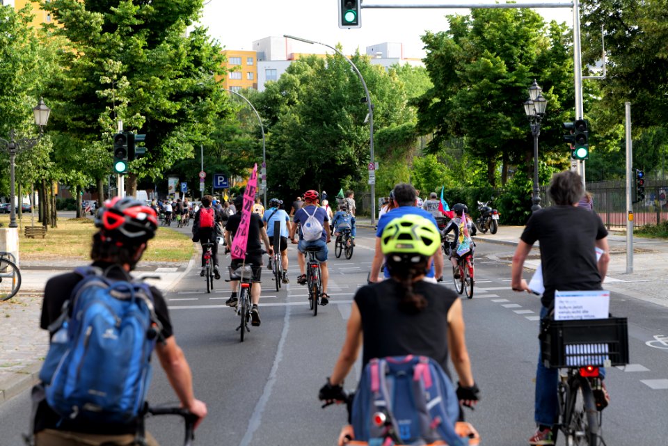 FridaysForFuture protest Berlin 2020-07-02 critical mass 35