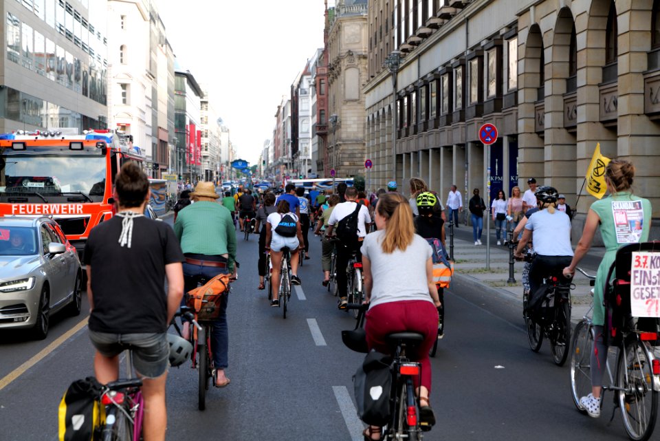 FridaysForFuture protest Berlin 2020-07-02 critical mass 16