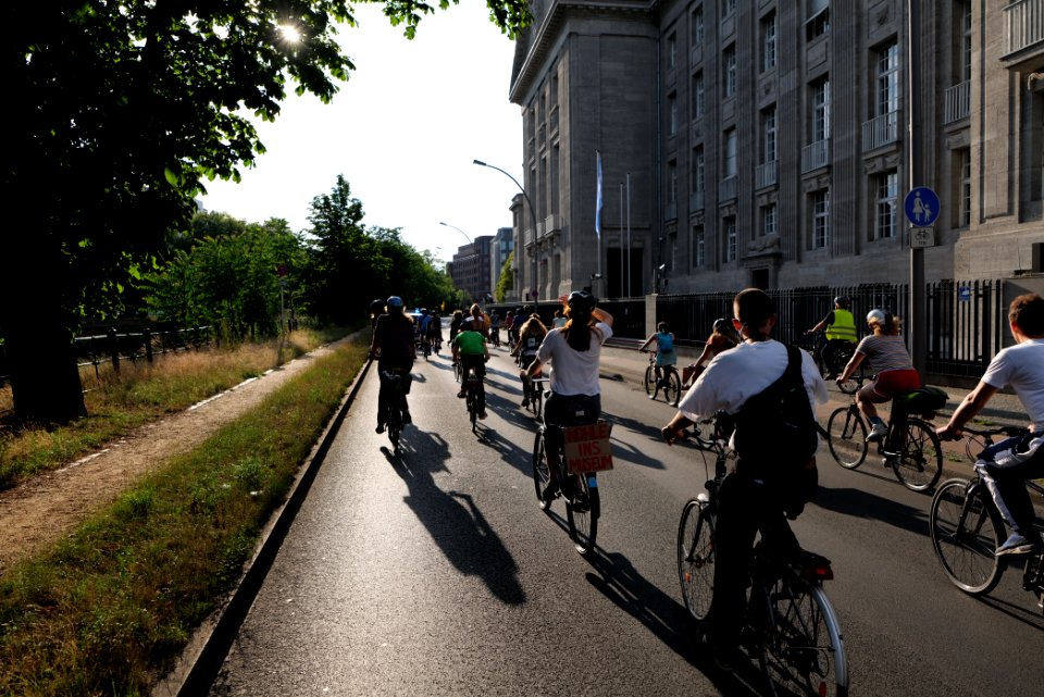 FridaysForFuture protest Berlin 2020-07-02 critical mass 74