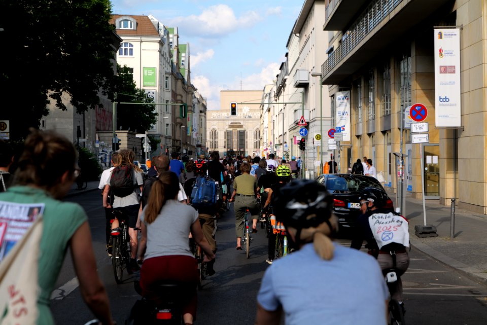 FridaysForFuture protest Berlin 2020-07-02 critical mass 07