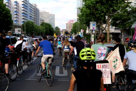 FridaysForFuture protest Berlin 2020-07-02 critical mass 24