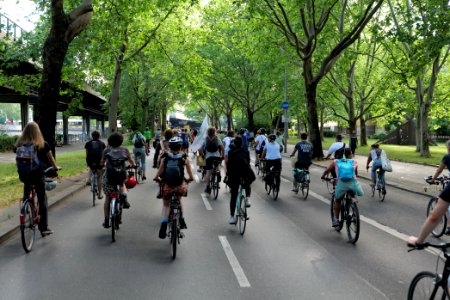 FridaysForFuture protest Berlin 2020-07-02 critical mass 40
