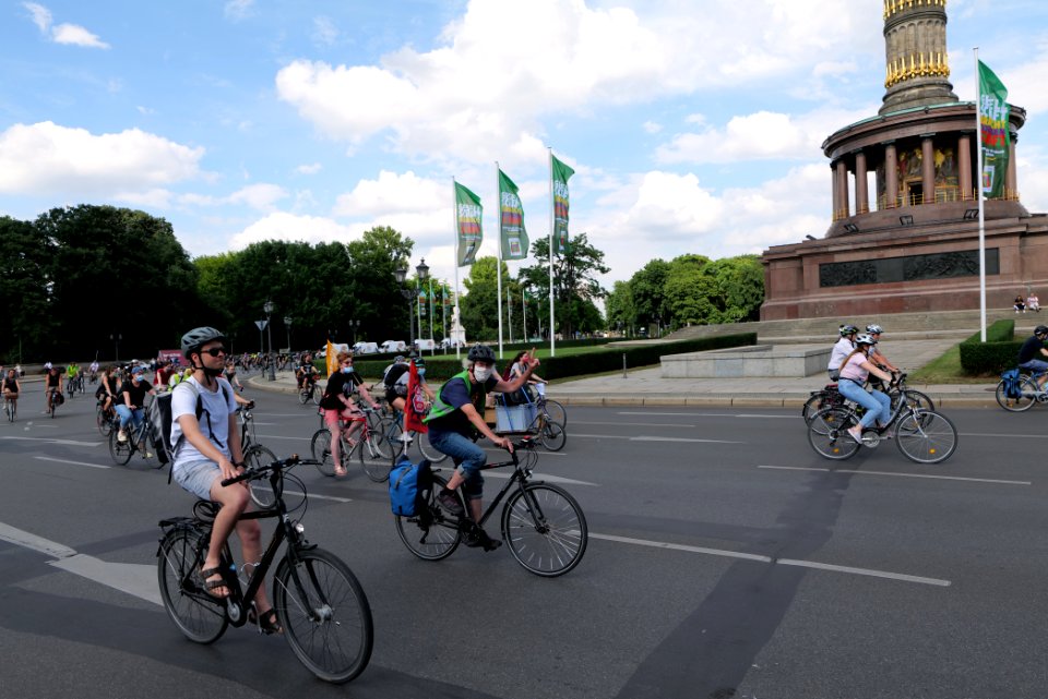 FridaysForFuture protest Berlin 2020-07-02 bicycle demonstration 59