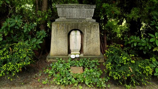 Friedhof Zum Heiligen Kreuz mai2017 - 12