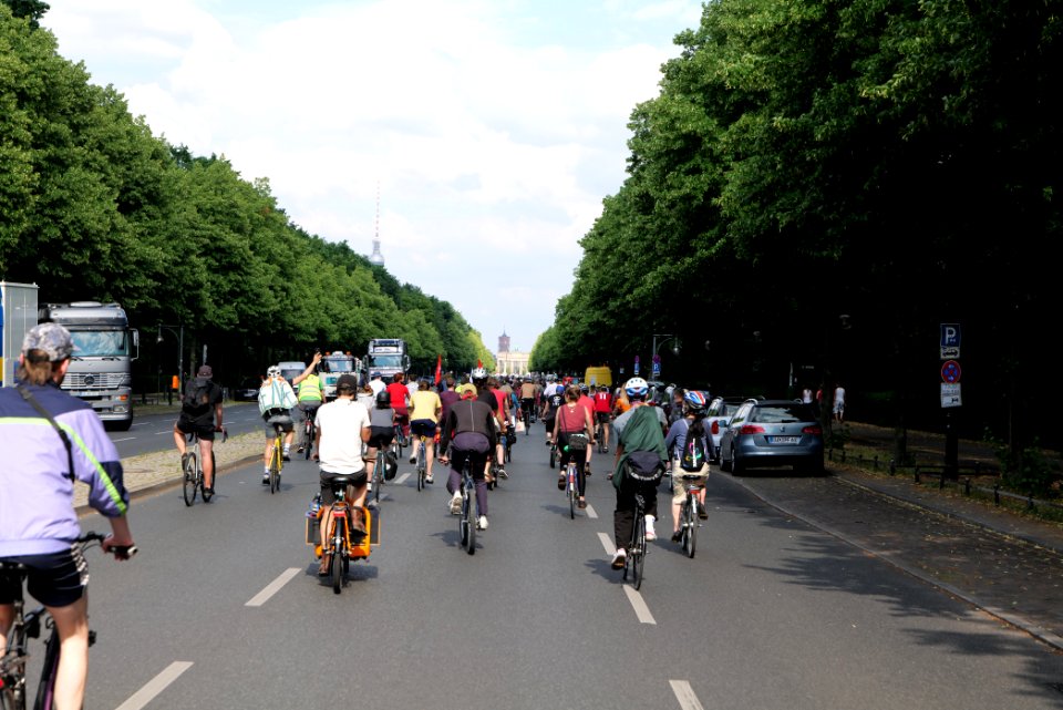 FridaysForFuture protest Berlin 2020-07-02 bicycle demonstration 62