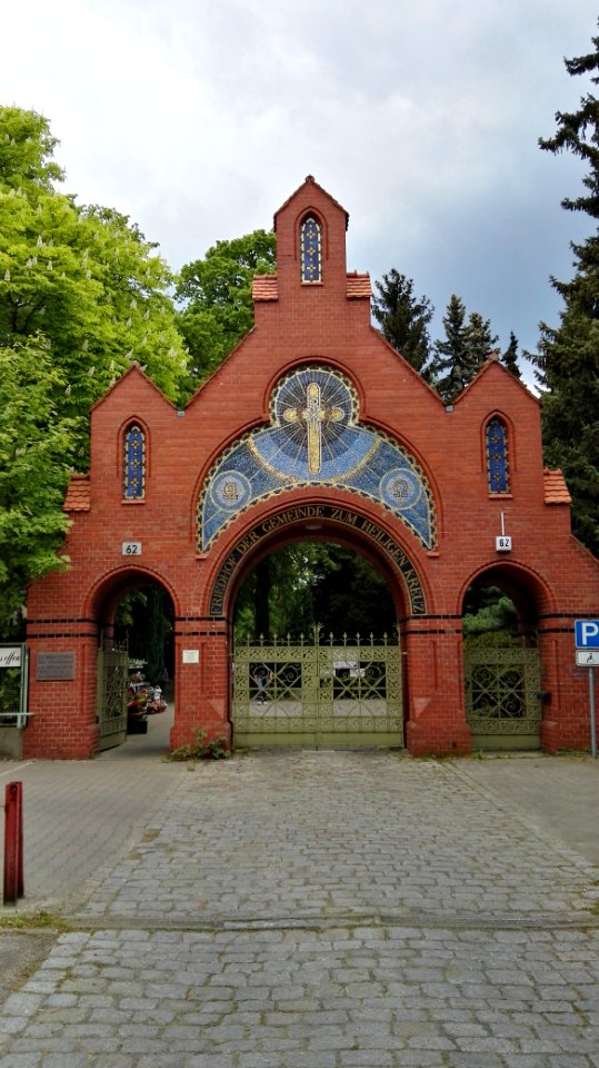 Friedhof Zum Heiligen Kreuz mai2017 - 13