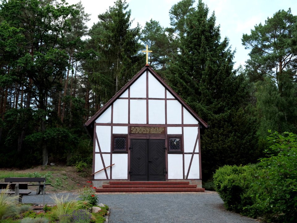 Friedhof.Kapelle.Johannische.Kirche.Glau.P1093318