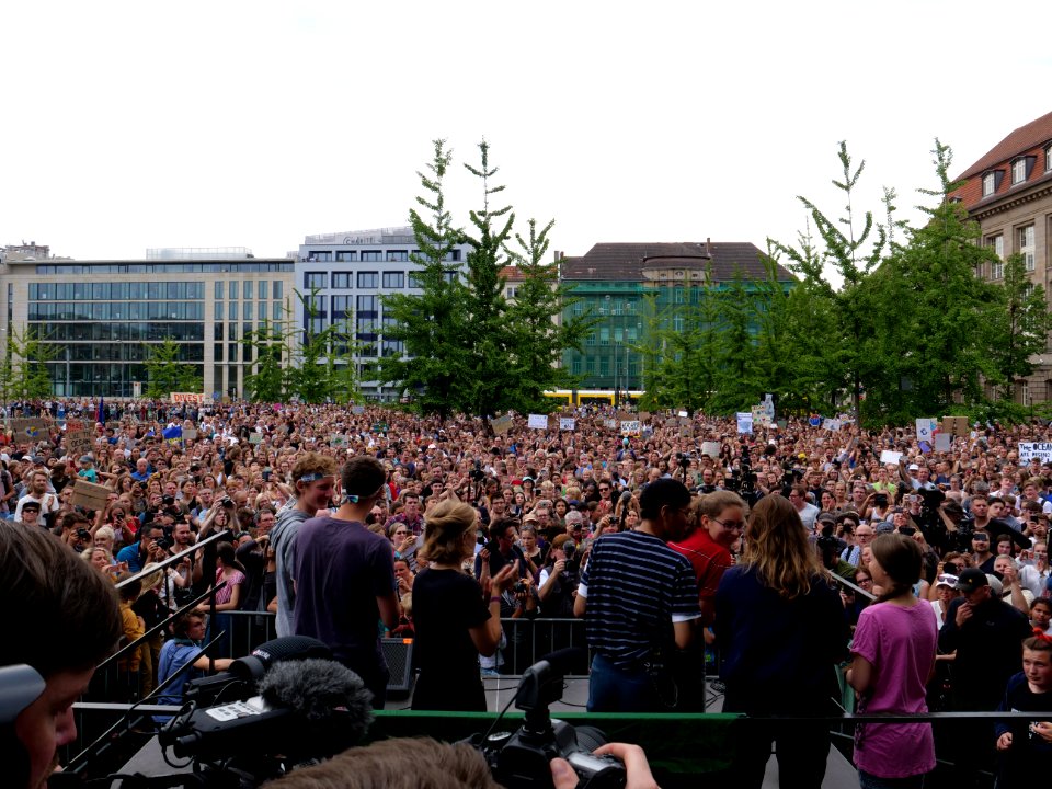 FridaysForFuture protest Berlin 19-07-2019 39
