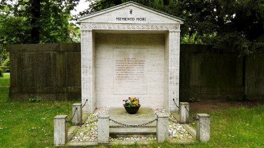 Friedhof Zum Heiligen Kreuz mai2017 - 8