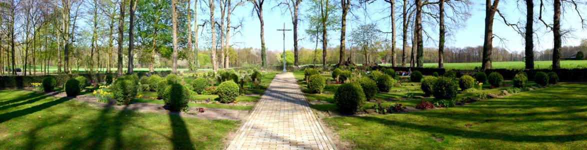 Friedhof Haus Hall