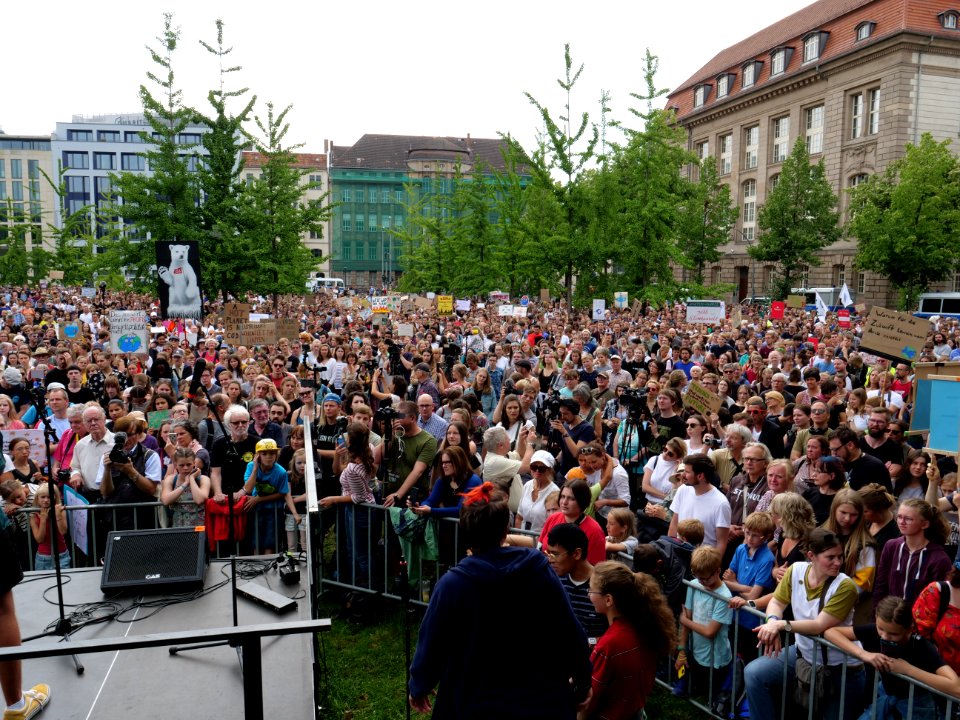 FridaysForFuture protest Berlin 19-07-2019 60
