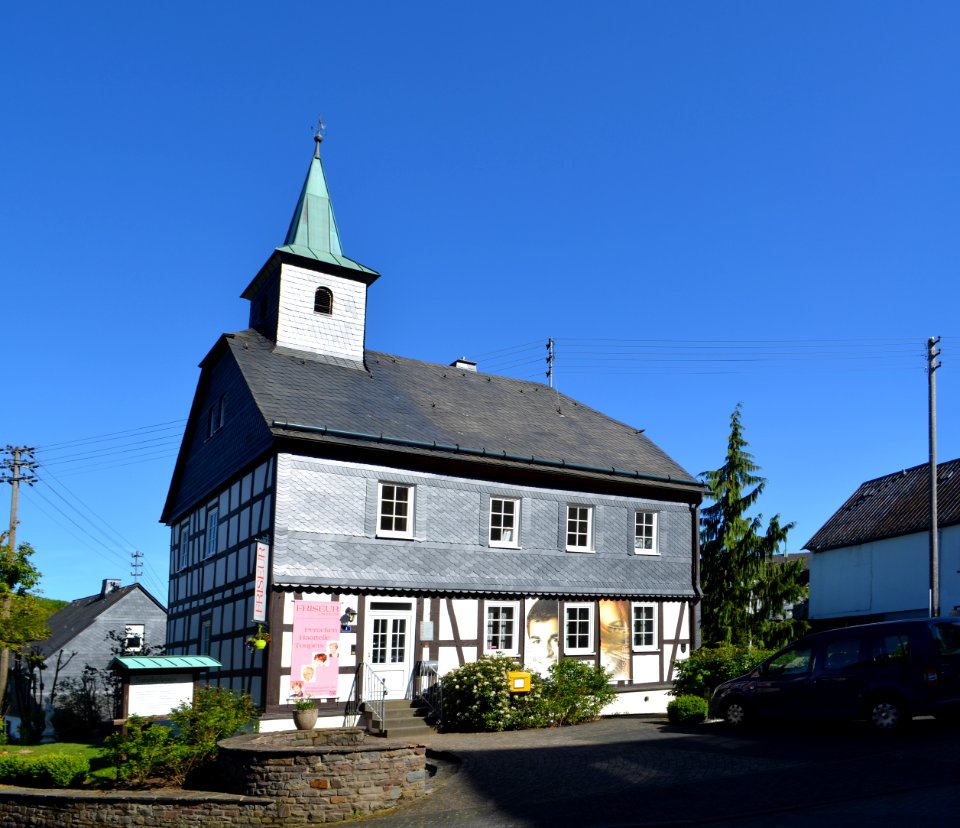 Friedewald (Westerwald), Schlossstraße 1