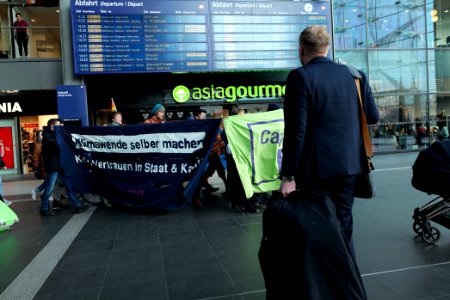 FridaysForFuture protest Berlin 2020-01-24 anti-capitalist protest at Hbf 15