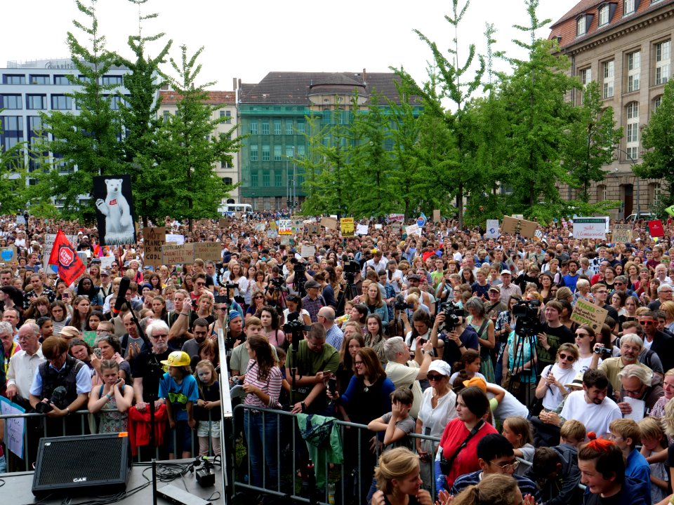 FridaysForFuture protest Berlin 19-07-2019 65
