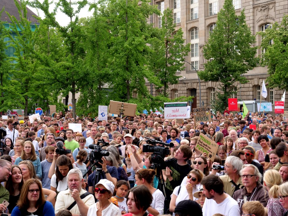 FridaysForFuture protest Berlin 19-07-2019 56