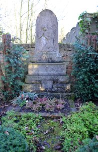 Friedhof Unterliederbach, Grab Weyl 1918