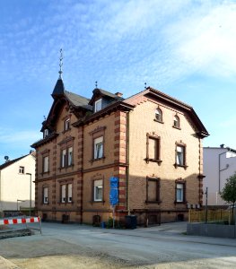 Friedrichsdorf, Bahnstraße 21
