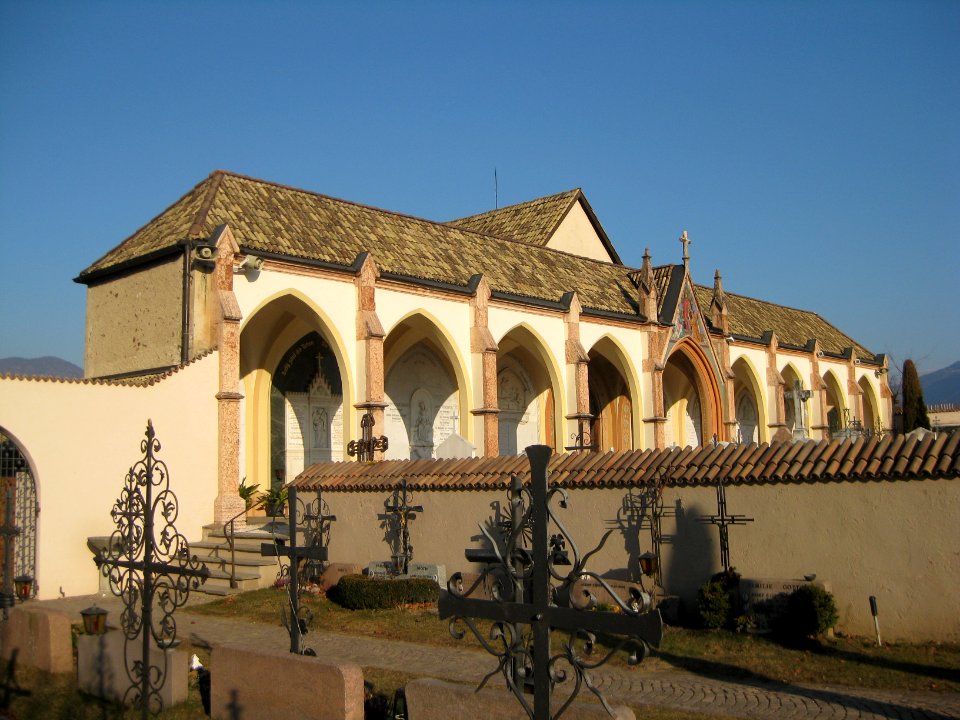 Friedhof Girlan 3